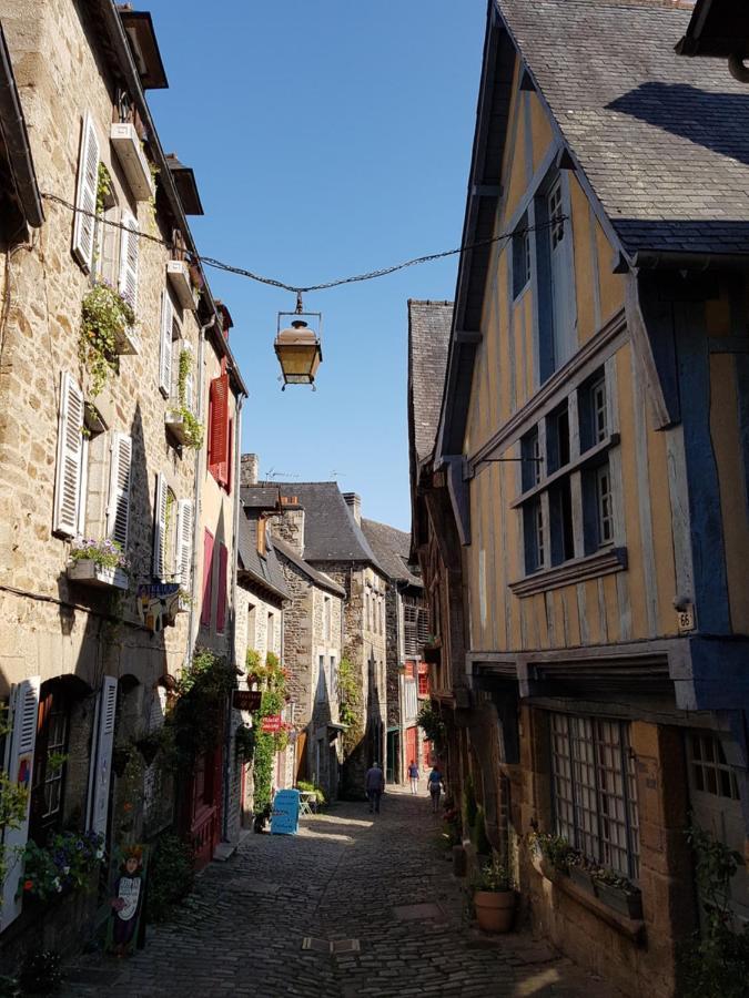 Séjour confort au port de Dinan Extérieur photo